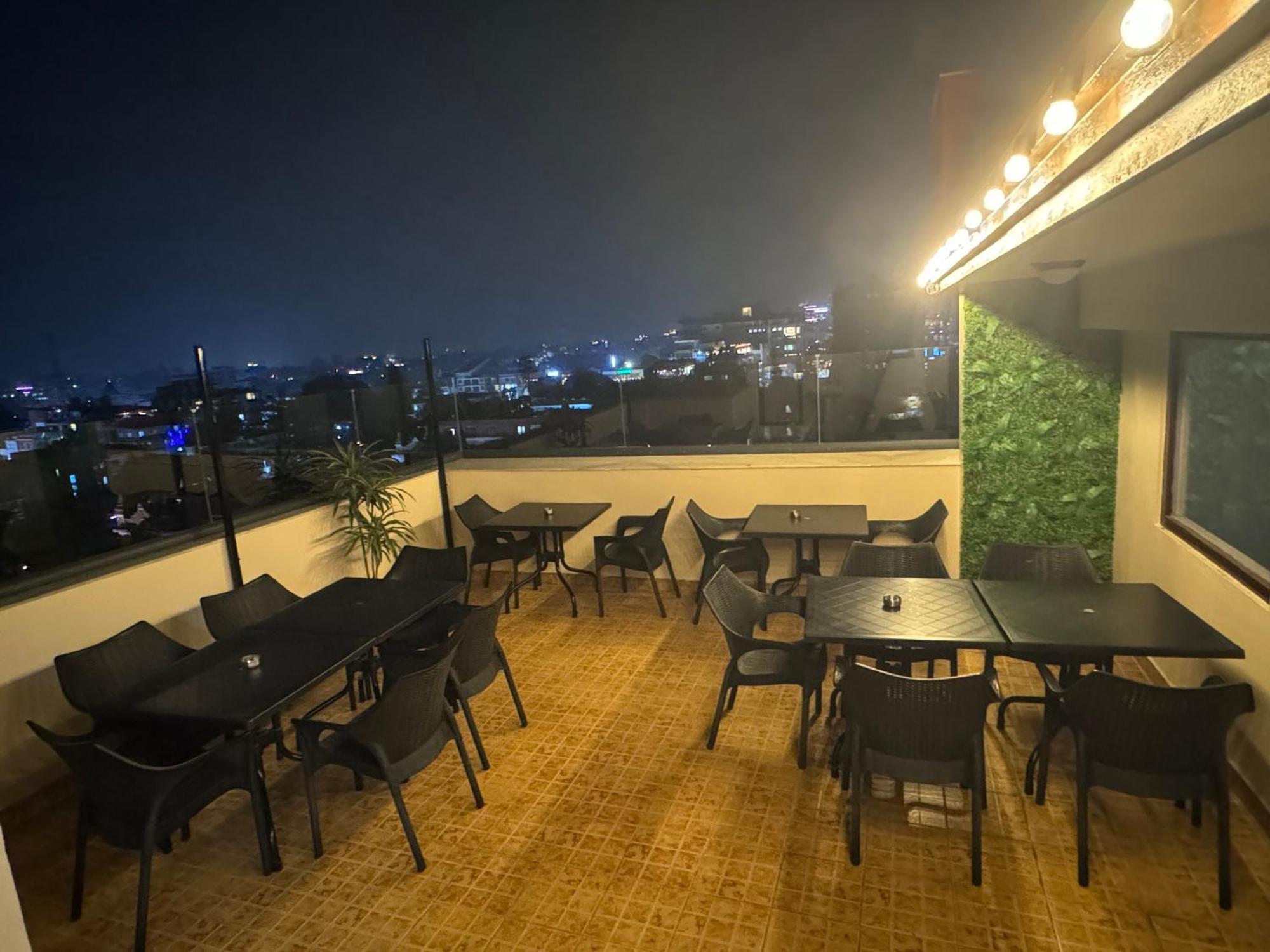 The Luxe Inn Boutique Hotel Kathmandu Exterior foto